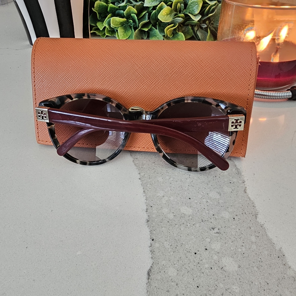 Tory Burch Tortoise Shell Sunglasses - Picture 9 of 13